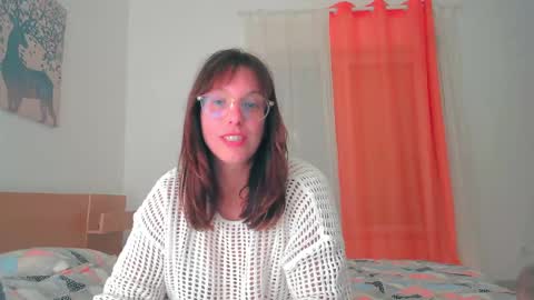 Snapshot of onelittlemermaid chatting on 11.22.25 Ariel online show from 11.22.25