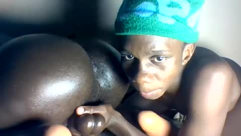 Snapshot of onelovescottland chatting on 07.23.26 triiatan and scott online show from 07.23.26