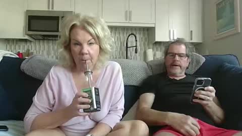 couple mature milf bigboobs curvy mommydaddy online show from 12.16.25