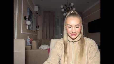 onesweet_baby online show from 02.04.25
