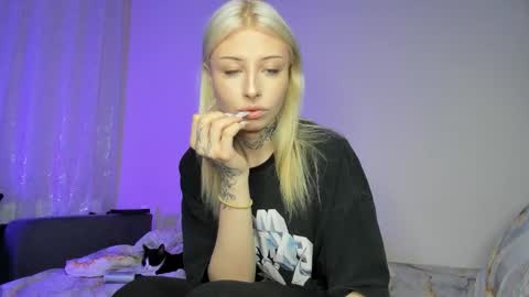 Iva online show from 11.30.25