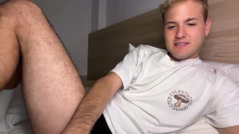 Snapshot of onlycassian chatting on 07.29.26 Cassian online show from 07.29.26