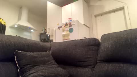 Snapshot of onthecumup69 chatting on 03.04.25 onthecumup69 online show from 03.04.25