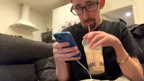 Snapshot of onthecumup69 chatting on 03.09.25 onthecumup69 online show from 03.09.25