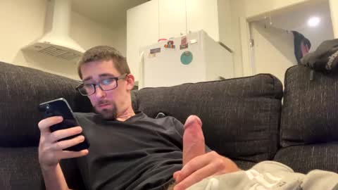 Snapshot of onthecumup69 chatting on 03.09.25 onthecumup69 online show from 03.09.25