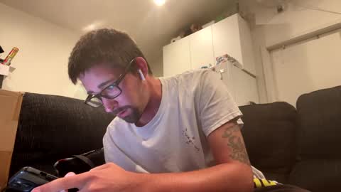 Snapshot of onthecumup69 chatting on 09.14.25 onthecumup69 online show from 09.14.25