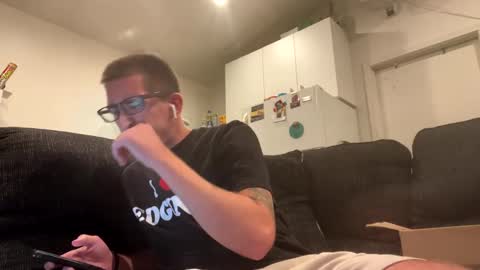 Snapshot of onthecumup69 chatting on 10.01.25 onthecumup69 online show from 10.01.25