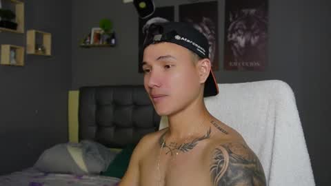 Snapshot of onyx_voss chatting on 07.27.26 onyx_voss online show from 07.27.26