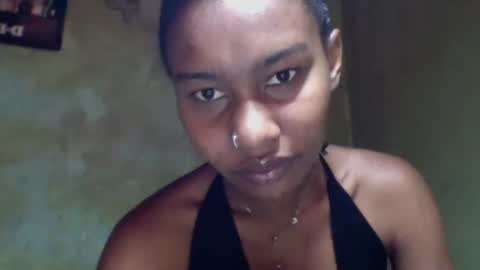 Snapshot of oolyette chatting on 11.15.25 oolyette online show from 11.15.25