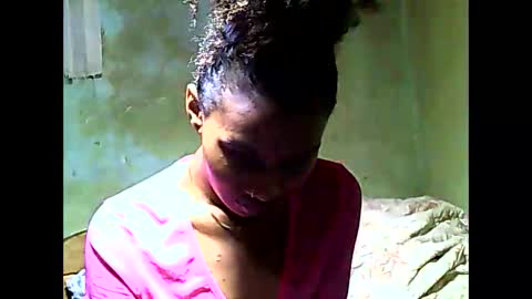 oolyette online show from 12.04.25