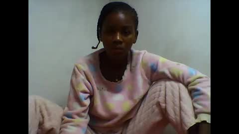 Snapshot of oooorazanasoa chatting on 05.27.26 oooorazanasoa online show from 05.27.26