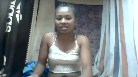 Snapshot of oooozafiette chatting on 07.06.26 oooozafiette online show from 07.06.26