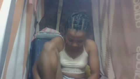 Snapshot of oooozafiette chatting on 07.23.26 oooozafiette online show from 07.23.26