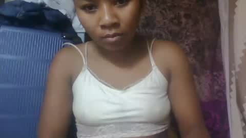Snapshot of oooozafiette chatting on 07.23.26 oooozafiette online show from 07.23.26