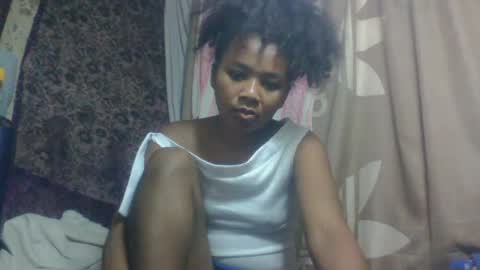 Snapshot of oooozafiette chatting on 07.27.26 oooozafiette online show from 07.27.26