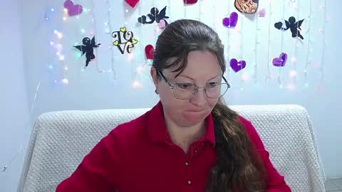 Snapshot of oovanessahotts chatting on 02.21.25 Vanessa online show from 02.21.25