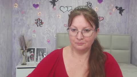 Snapshot of oovanessahotts chatting on 03.05.25 Vanessa online show from 03.05.25