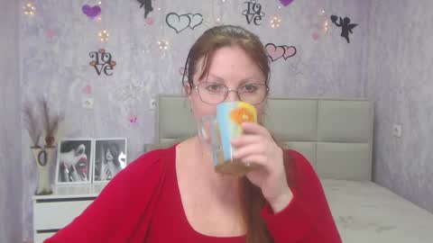 Snapshot of oovanessahotts chatting on 03.07.25 Vanessa online show from 03.07.25