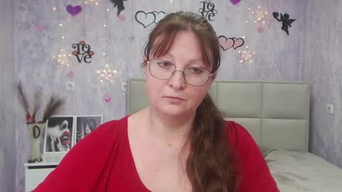 Snapshot of oovanessahotts chatting on 03.10.25 Vanessa online show from 03.10.25