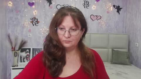 Snapshot of oovanessahotts chatting on 03.10.25 Vanessa online show from 03.10.25