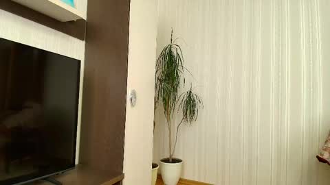 ophelia blue online show from 04.16.26