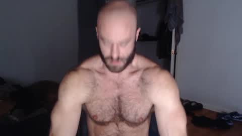 Snapshot of oregon87 chatting on 01.22.25 The Oregon Lumberjack online show from 01.22.25