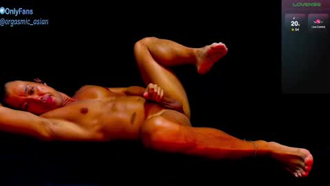 Snapshot of orgasmic_asian chatting on 02.17.25 Orgasmic Asian online show from 02.17.25