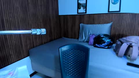 Snapshot of ori_whore chatting on 05.03.26 ori_whore online show from 05.03.26