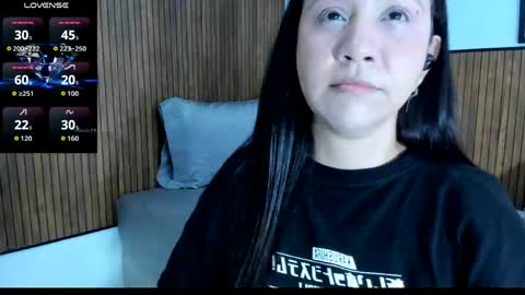Snapshot of ori_whore chatting on 05.29.26 ori_whore online show from 05.29.26