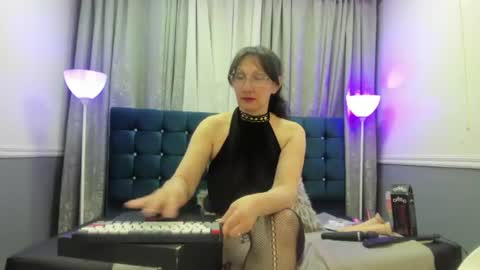Oriana  online show from 06.18.26