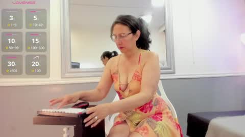 Oriana  online show from 06.29.26