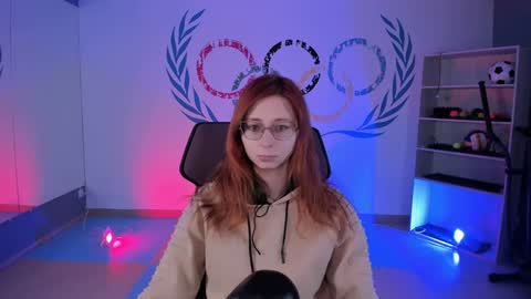 Snapshot of orianna_blade chatting on 12.12.24 Orianna -  Hi Im into geek culture cosplay crafting LARP games. Shall we play DnD online show from 12.12.24