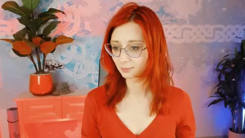 Snapshot of orianna_blade chatting on 01.22.25 Orianna -  Hi Im into geek culture cosplay crafting LARP games. Shall we play DnD online show from 01.22.25