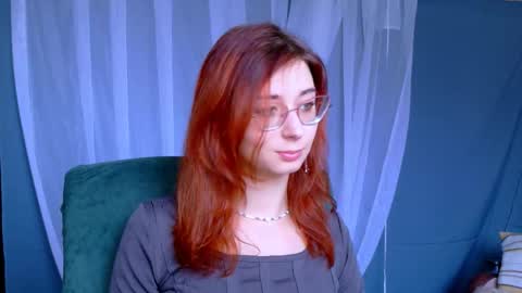 Snapshot of orianna_blade chatting on 10.03.25 Orianna -  Hi Im into geek culture cosplay crafting LARP games. Shall we play DnD online show from 10.03.25