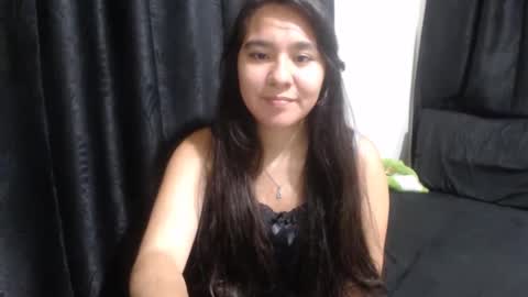  ilonka collins  online show from 02.15.25