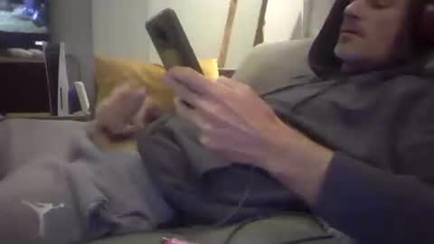 Snapshot of orwel09 chatting on 12.20.24 orwel09 online show from 12.20.24