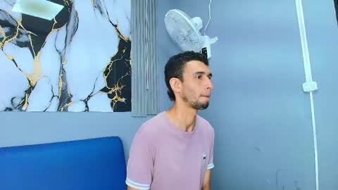 oscar_evans1 online show from 04.29.26