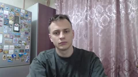 Snapshot of oscar_sssky chatting on 10.08.25 Oscar online show from 10.08.25