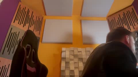 Oscar Steel Savage online show from 02.28.25