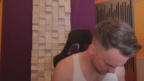 Oscar Steel Savage online show from 03.06.25