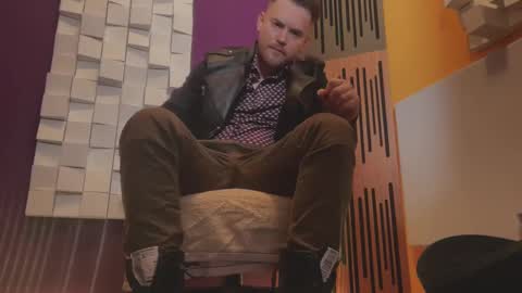 Oscar Steel Savage online show from 03.08.25