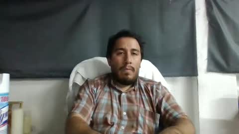 Snapshot of oscaryn_martell chatting on 11.17.25 oscaryn_martell online show from 11.17.25