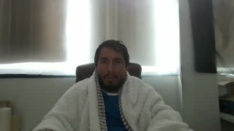 Snapshot of oscaryn_martell chatting on 11.23.25 oscaryn_martell online show from 11.23.25