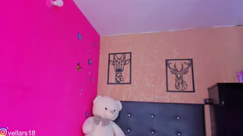 vella online show from 09.21.25