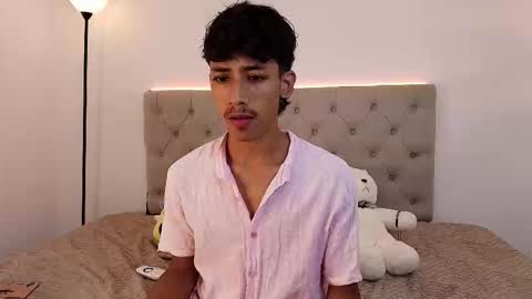 ostin 18hot online show from 10.14.25