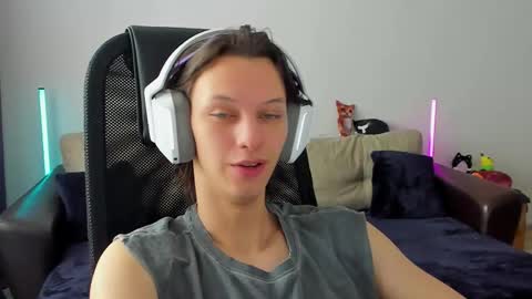 Ostin online show from 02.25.26