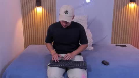 Otto Andrew online show from 03.11.26