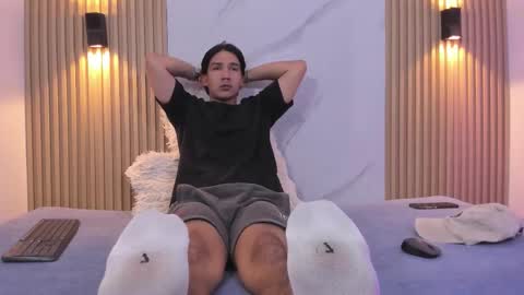 Otto Andrew online show from 03.17.26