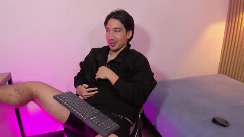 Otto Andrew online show from 03.27.26