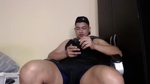 Snapshot of otto_stud chatting on 12.29.24 otto_stud online show from 12.29.24